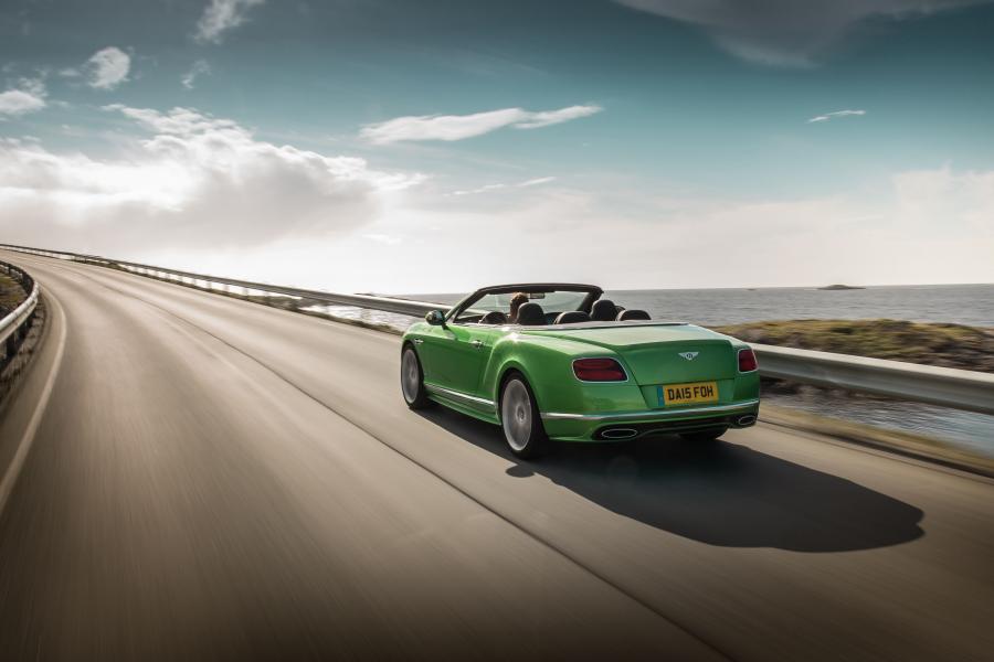  Bentley Continental GT Speed Convertible 2015 года  (фото 2 из 10)